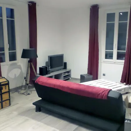 Le Mas-d'azil, 5 Pieces, 9 Personnes - Fr-1-419-29 Tatil Evi
